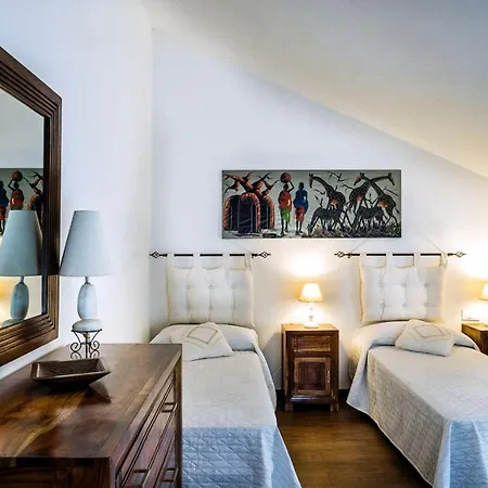 Sleeps 6 Pool Wifi *