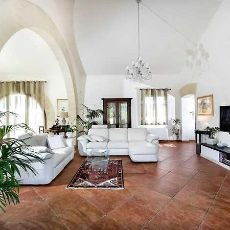 Sleeps 6 Pool Wifi Porticalazzo